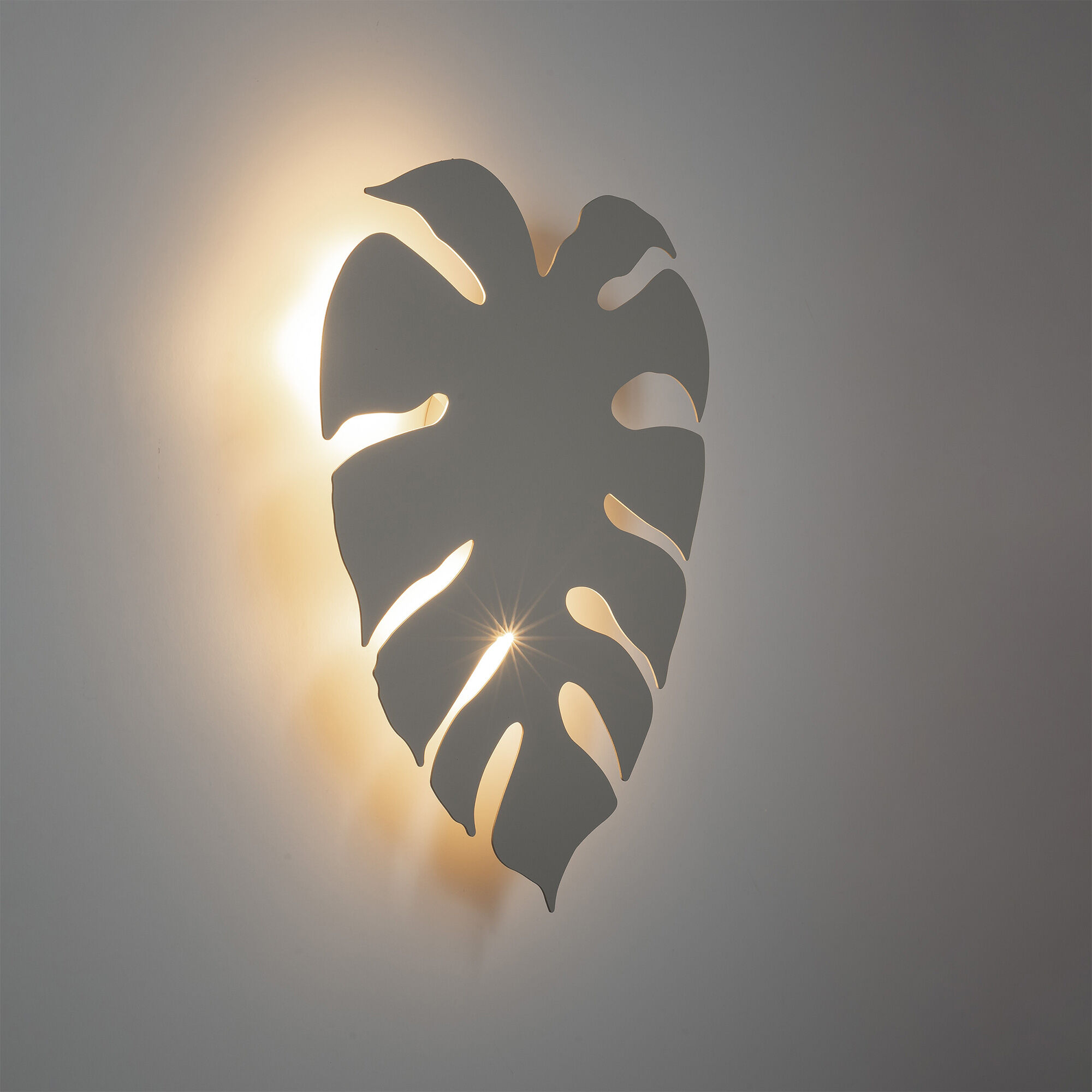 nastennyy-svetilnik-5946-monstera-a068672-0003