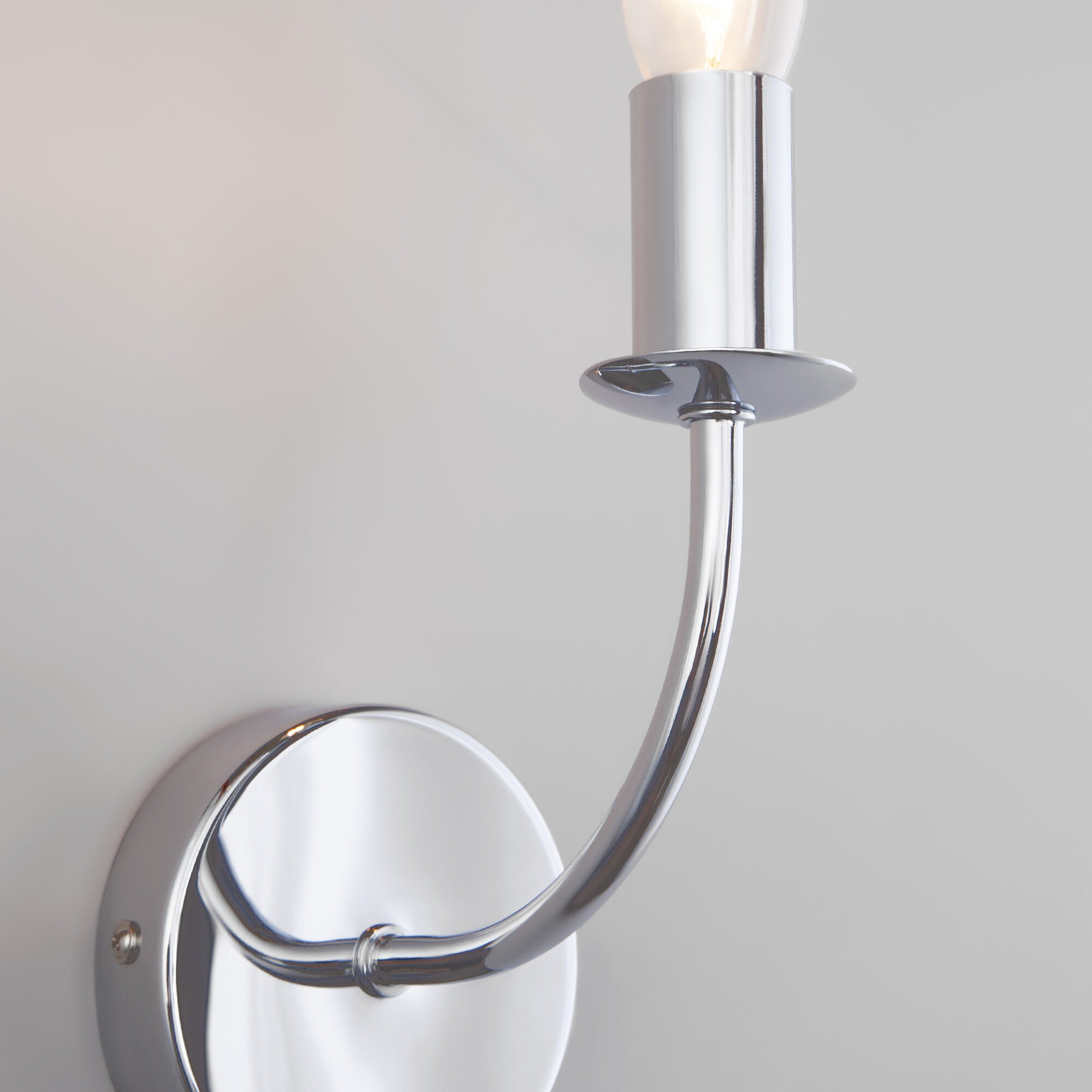 nastennyy-svetilnik-v-stile-loft-60139-1-khrom-a058338-0003