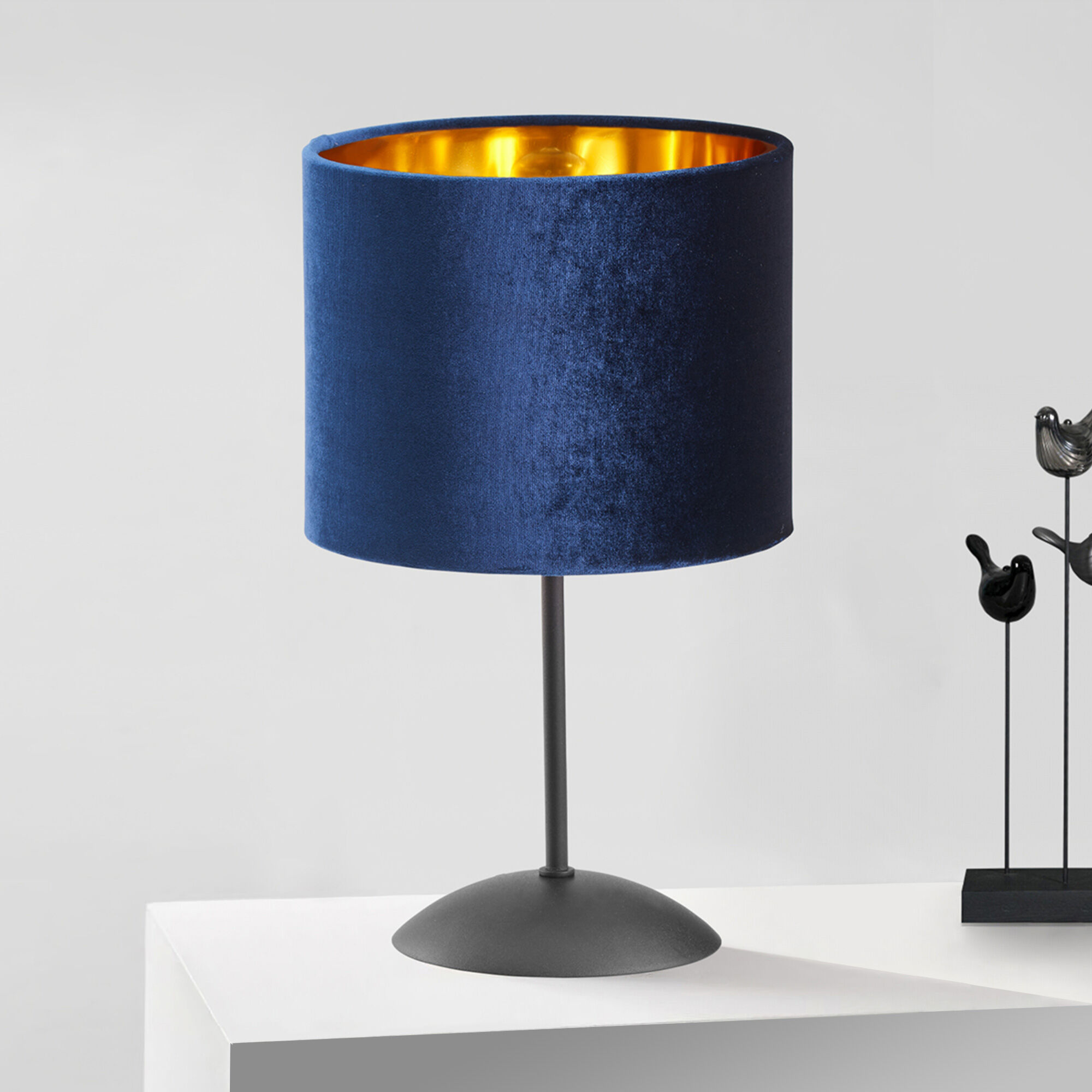 nastolnyy-svetilnik-s-tkanevym-abazhurom-5278-tercino-blue-a059888-0002