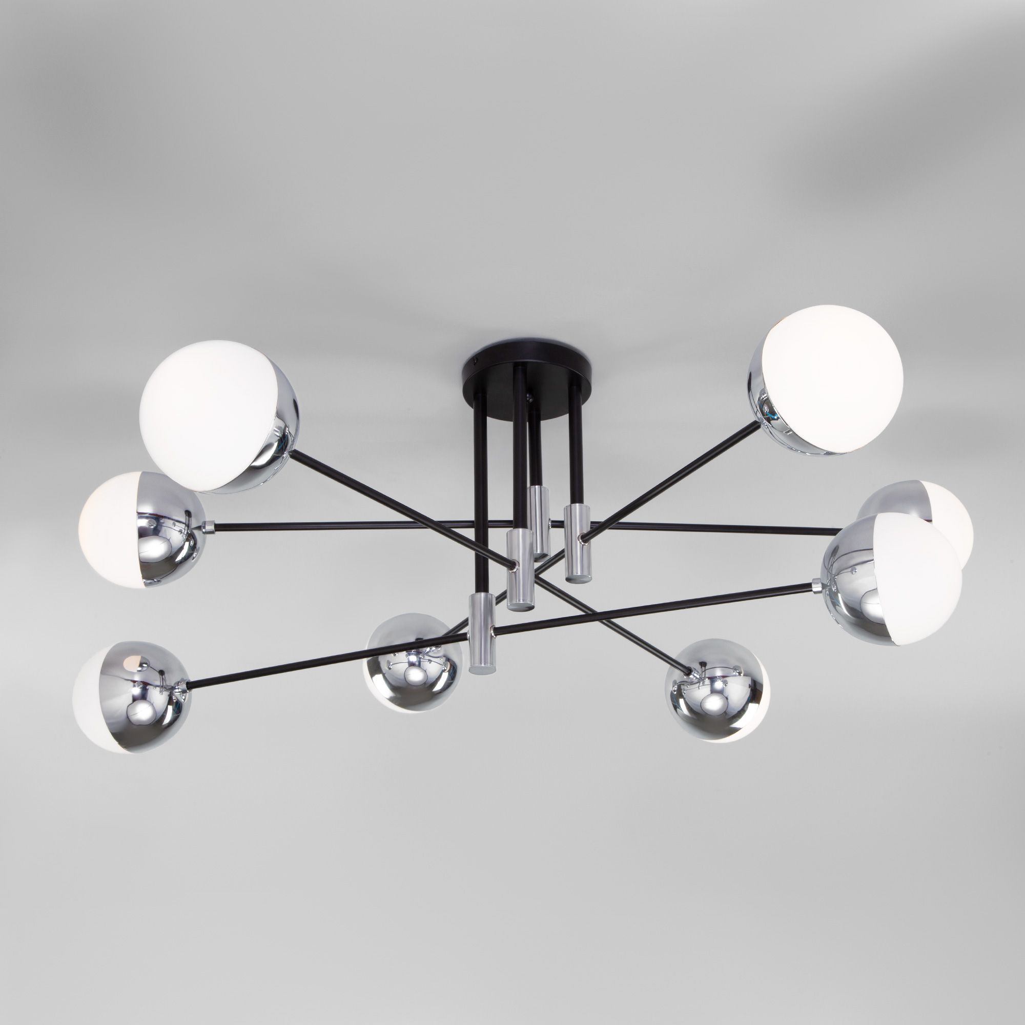 umnaya-potolochnaya-lyustra-v-stile-loft-70129-8-khrom-smart-a057082-0002