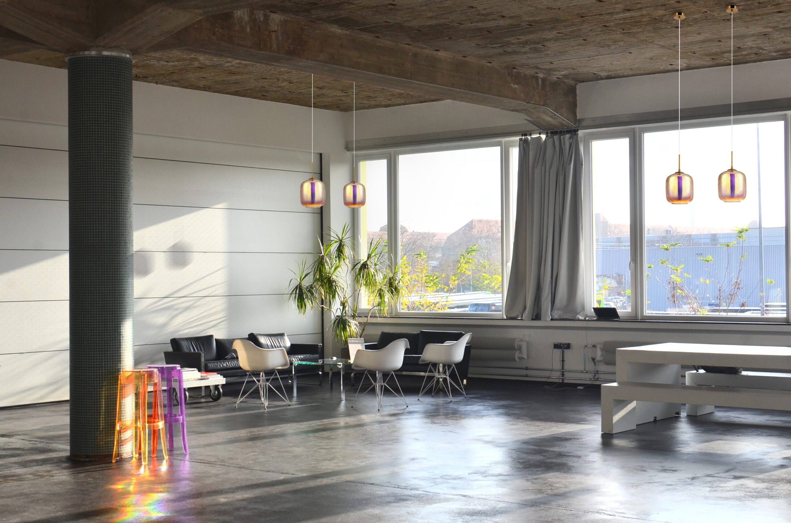 Interio_-for_the_site_MOD001PL-01CFL_standard