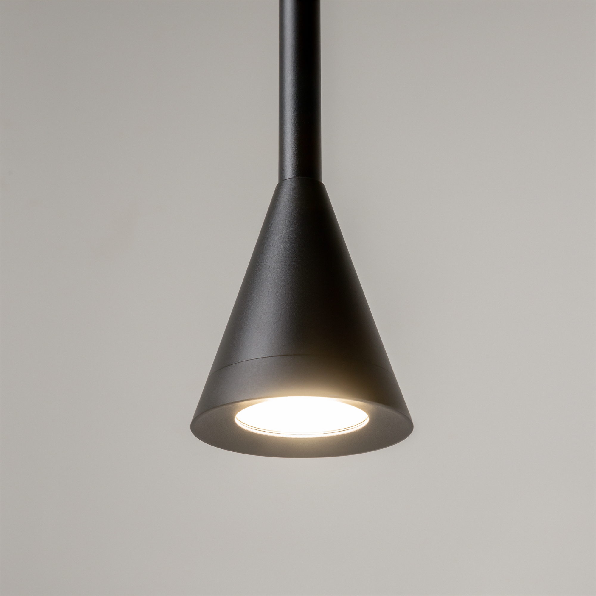 PHOTO_element_P064PL-01B-1_w_standard