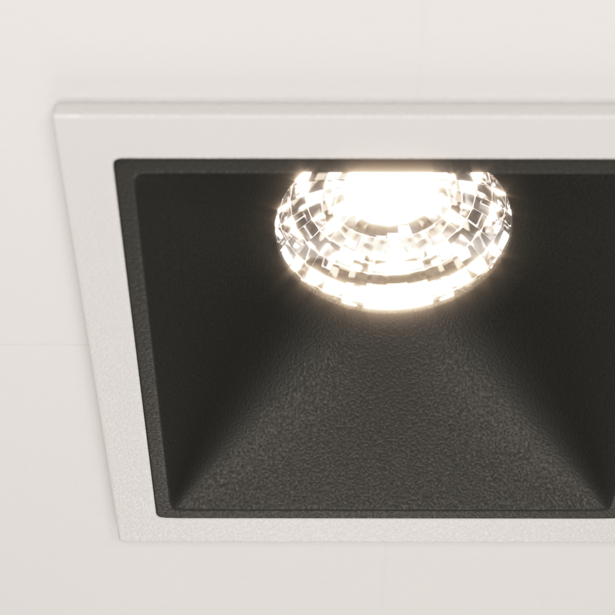 RENDER_CMYK_DL043-01-10W4K-SQ-WB_w_standard